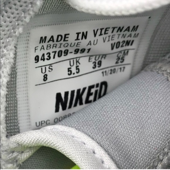 NWT NikeID Roshe One Wolf Grey WMNS. - Picture 7 of 7